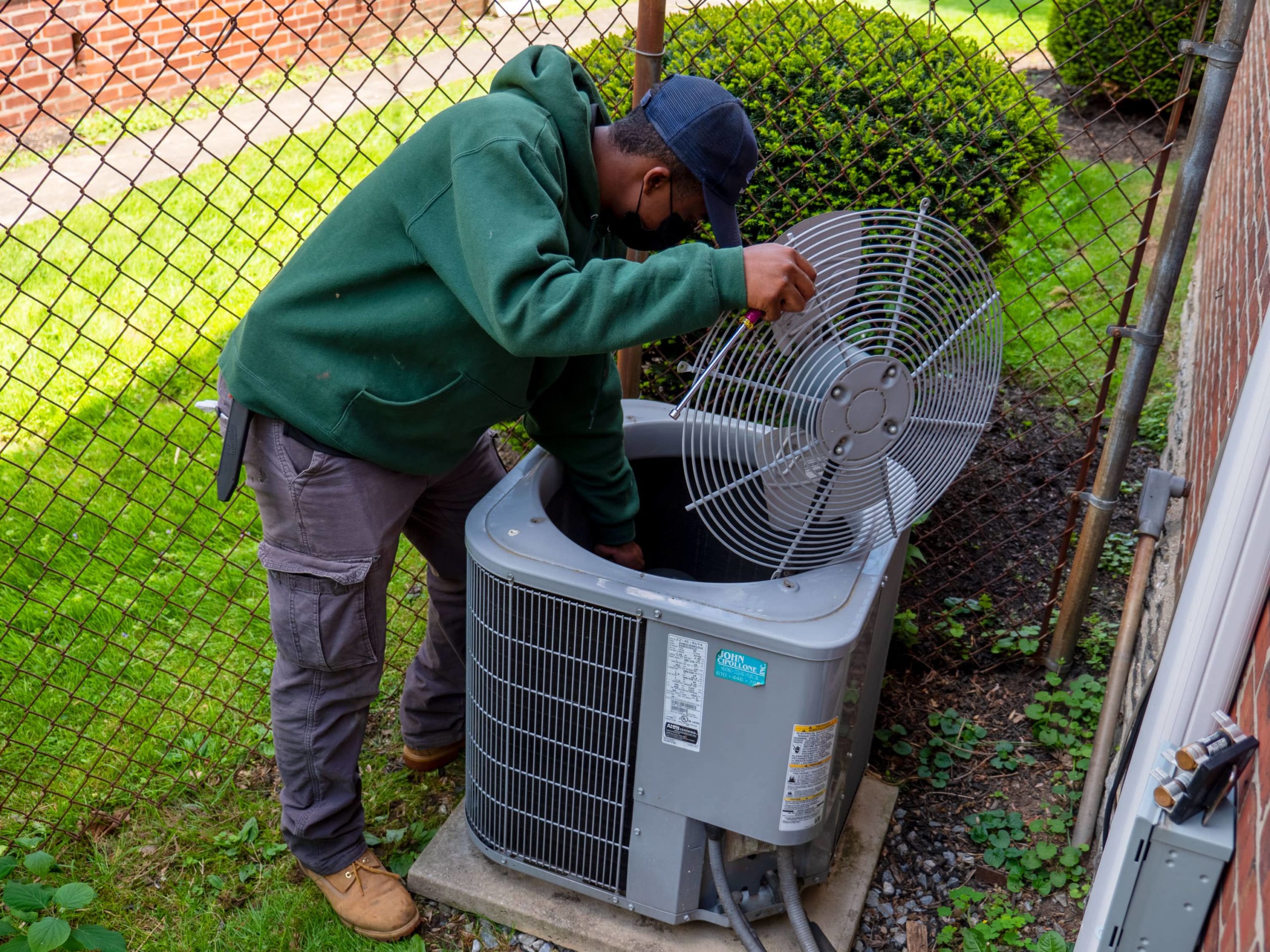 Installing Your Heater And AC At The Same Time Can Help Save Money